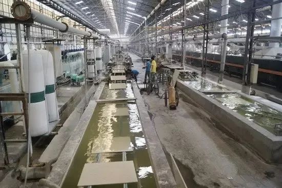 陶瓷廠廢氣惡臭讓人苦不堪言，Dejing的凈?除臭劑幫助企業達標排放！.jpg